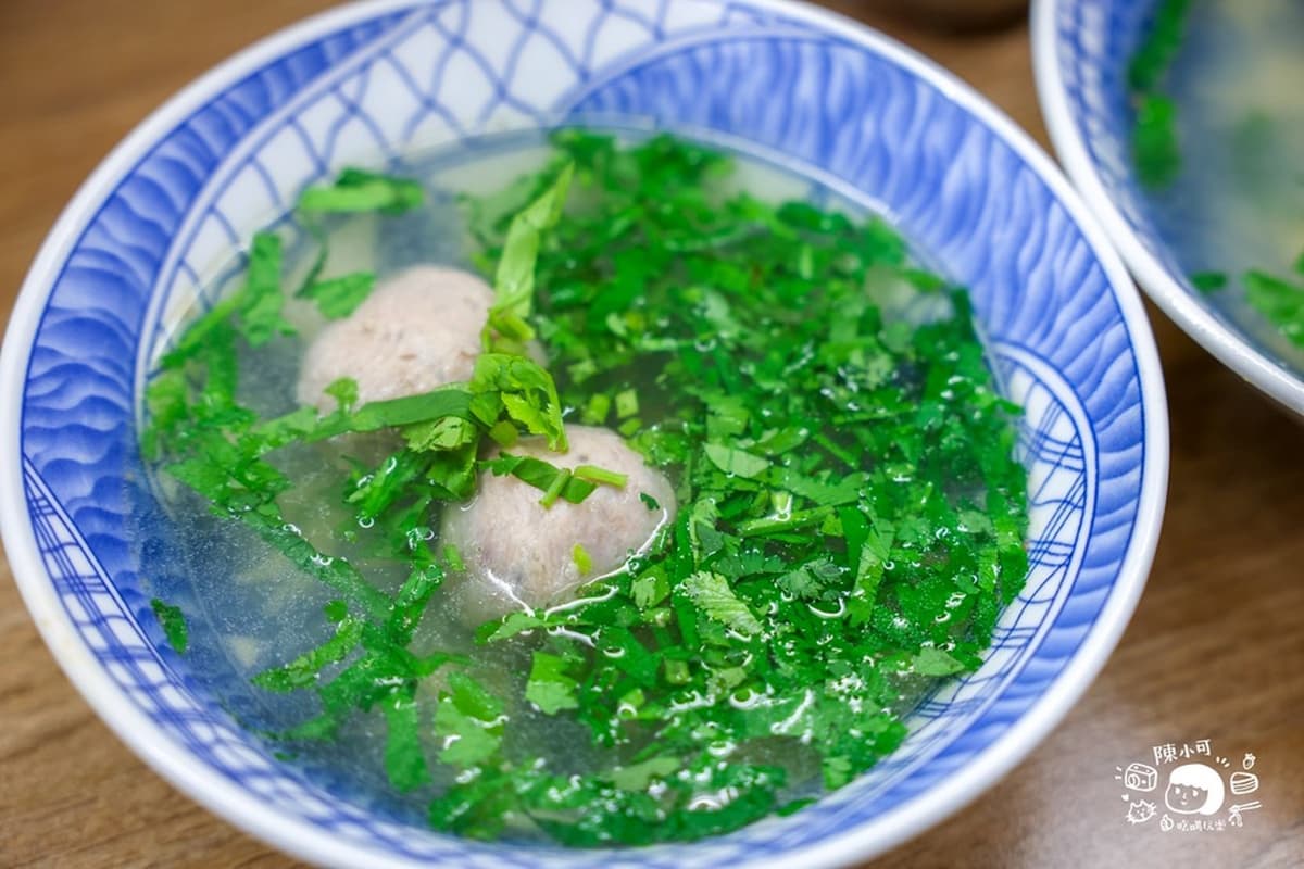整套65元吃飽飽!夜市「滿料肉圓」三重人都激推,貢丸湯還能無限續湯喝到爽 整套65元吃飽飽!夜市「滿料肉圓」三重人都激推,貢丸湯還能無限續湯喝到爽