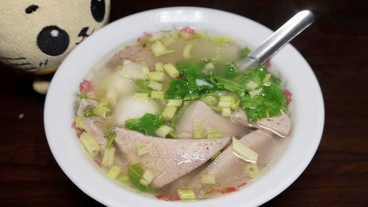 招牌口味「豬肝鹹湯圓」是人氣必點。（圖片來源：貓大爺部落格）