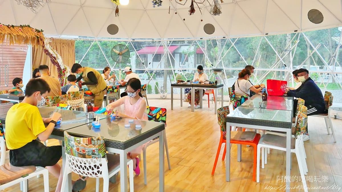 DIY教室有許多活動可以體驗。（圖片來源：阿醜的吃喝玩樂）