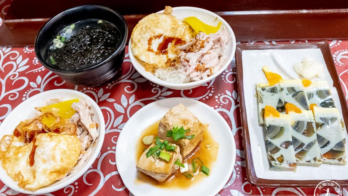 餐點價格親民，即使點了滿滿一桌，荷包也不會痛。（圖片來源：桃桃's旅人手札）