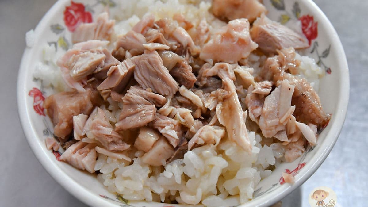 火雞肉飯相當嫩口，吃得到腿肉和胸肉。（圖片來源：阿MON世界趴趴走）