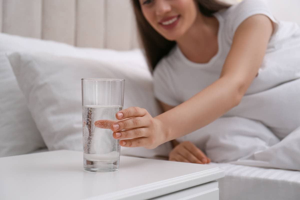 上班族常喝飲水機傷腸胃?8種錯誤喝水習慣你中幾項?小心愈喝愈「不健康」 上班族常喝飲水機傷腸胃?8種錯誤喝水習慣你中幾項?小心愈喝愈「不健康」
