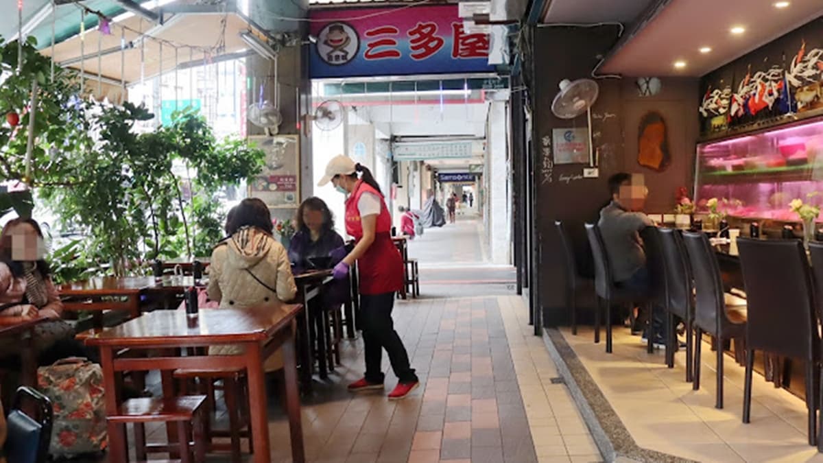 餐桌幾乎都是在走廊上，１個人來用餐也有吧台區可以坐。（圖片來源：沙拉公主吃喝玩樂看世界）