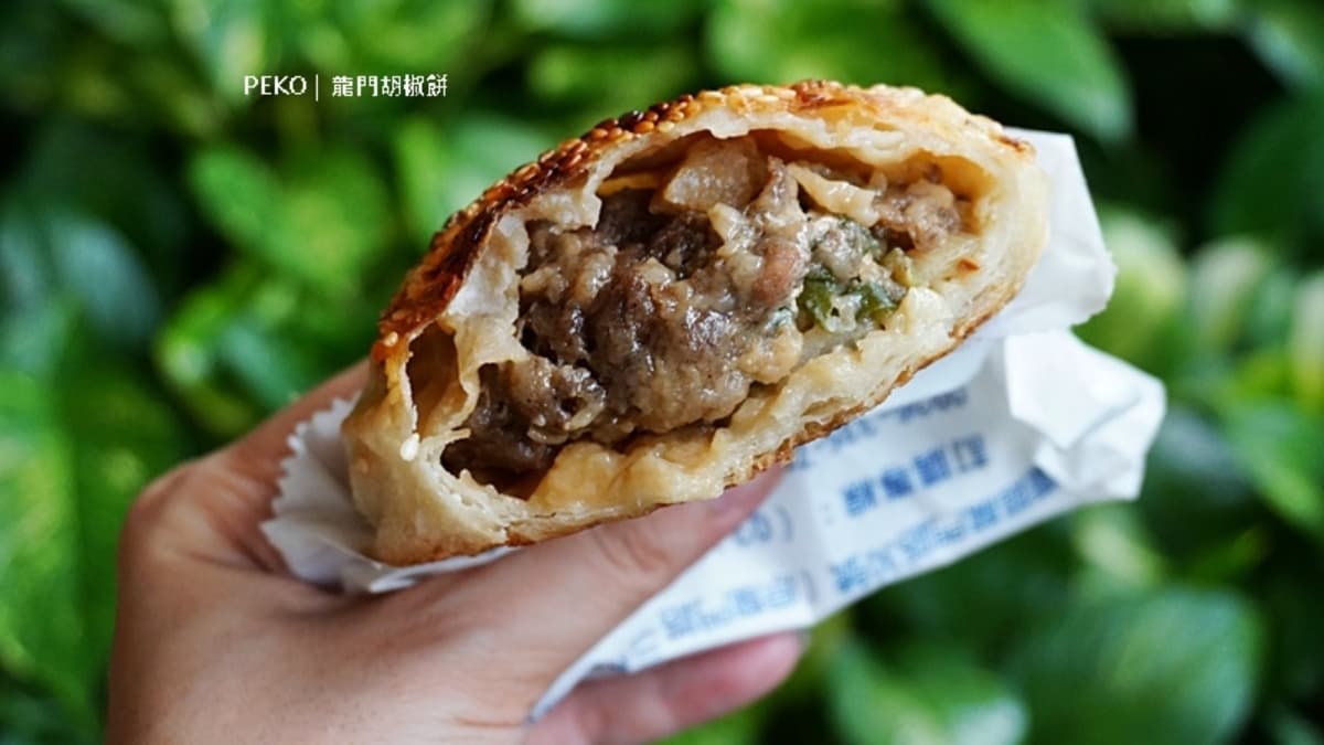 肉餡選用較為鮮甜的黑毛豬的後腿肉，美味多汁。（圖片來源：PEKO の Simple Life）