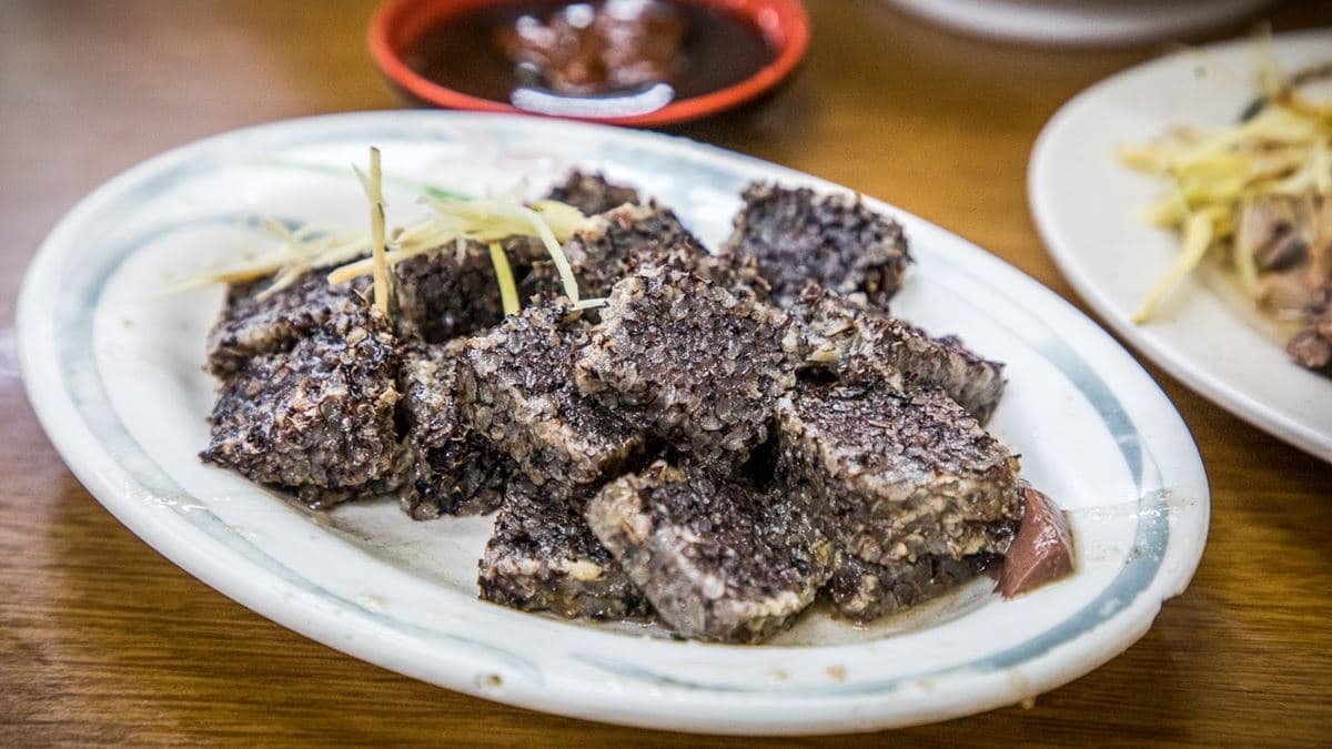 「鴨米血」是店家自行監製，富有香味。（圖片來源：大手牽小手。玩樂趣）