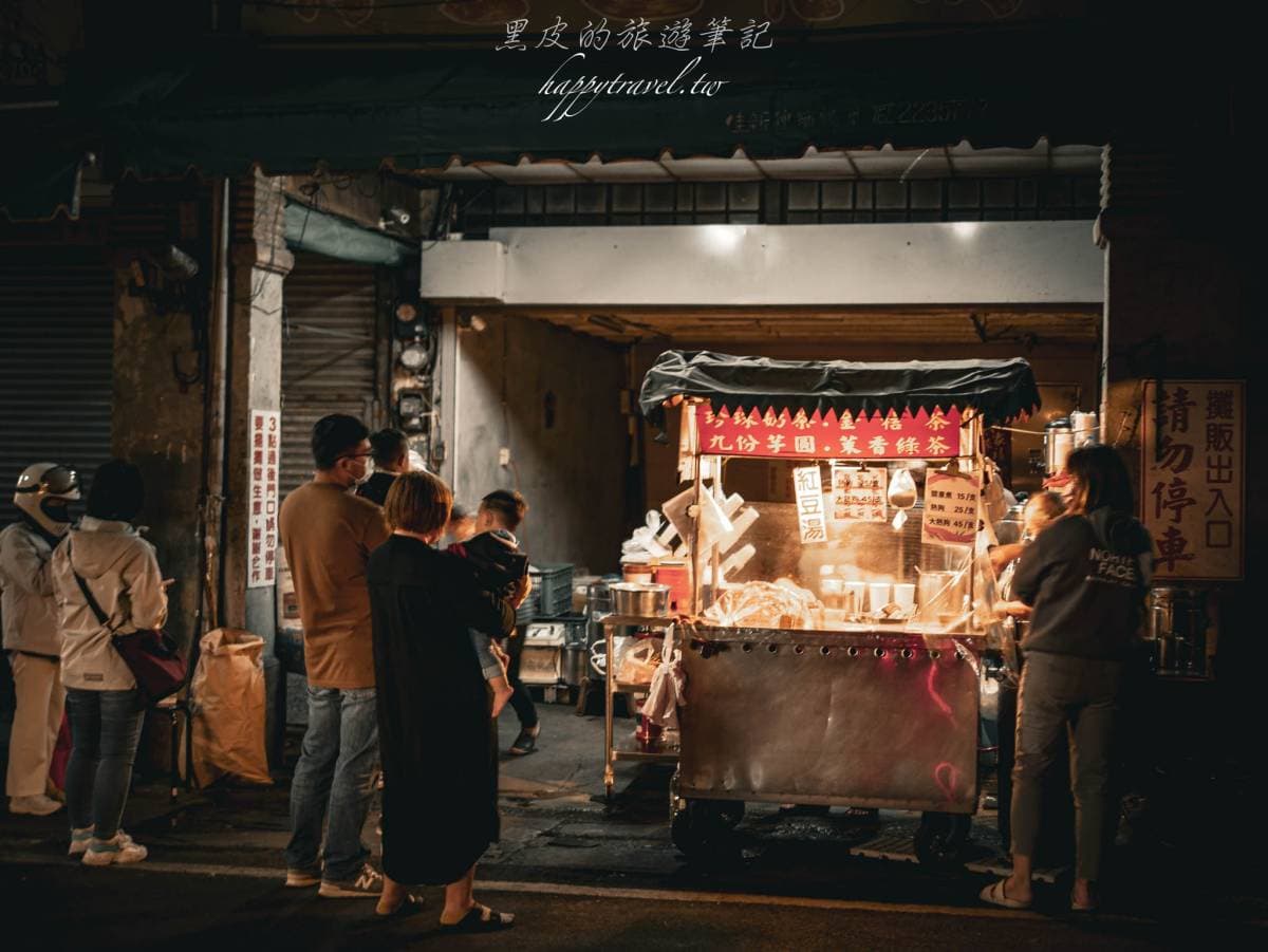 25元珍奶隱身菜市場!「南投版春水堂」還沒開攤就排爆,想喝先等2小時 25元珍奶隱身菜市場!「南投版春水堂」還沒開攤就排爆,想喝先等2小時