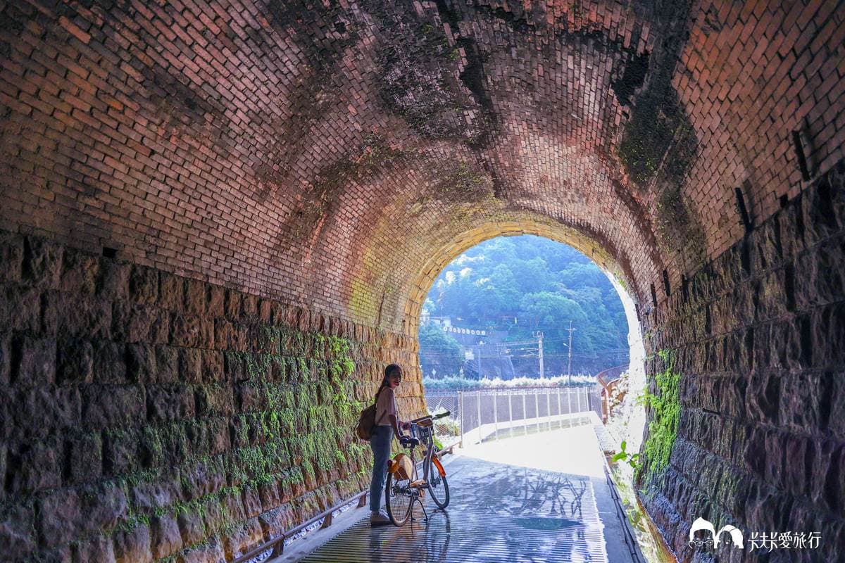 狂洗版IG!全台7條隧道祕境:貝殼龍宮、《神隱少女》場景、星光海底廊道 狂洗版IG!全台7條隧道祕境:貝殼龍宮、《神隱少女》場景、星光海底廊道