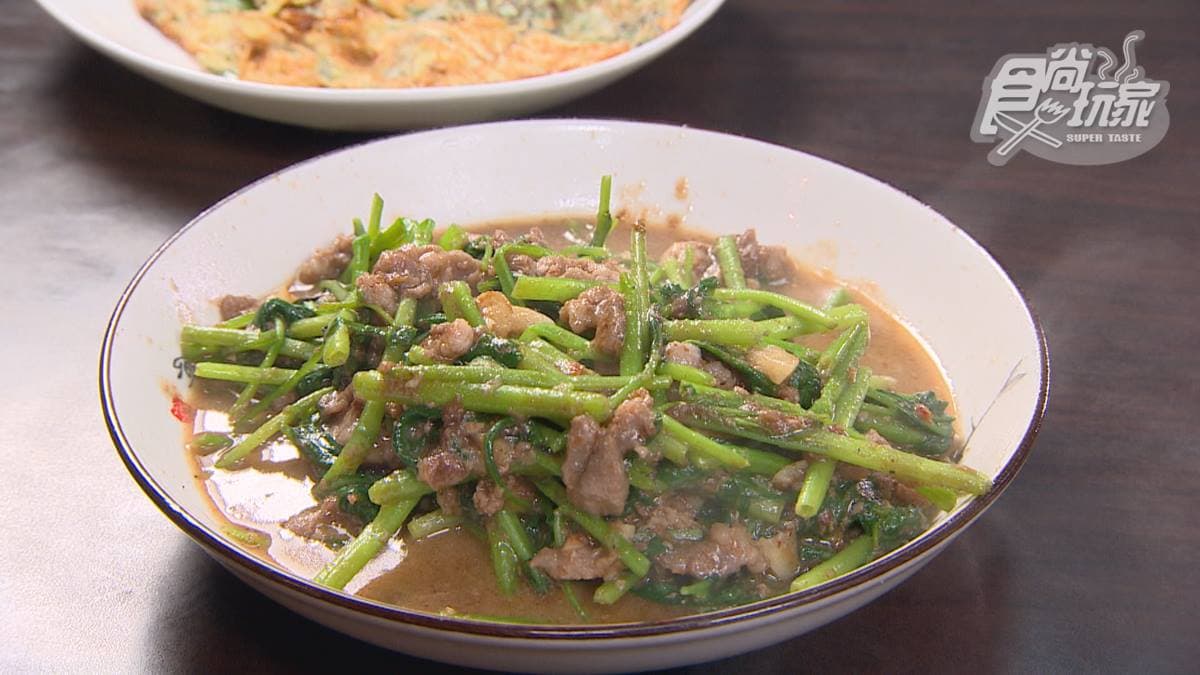 「炒羊肉」沒有一絲腥味，保留羊肉原有的油香。
