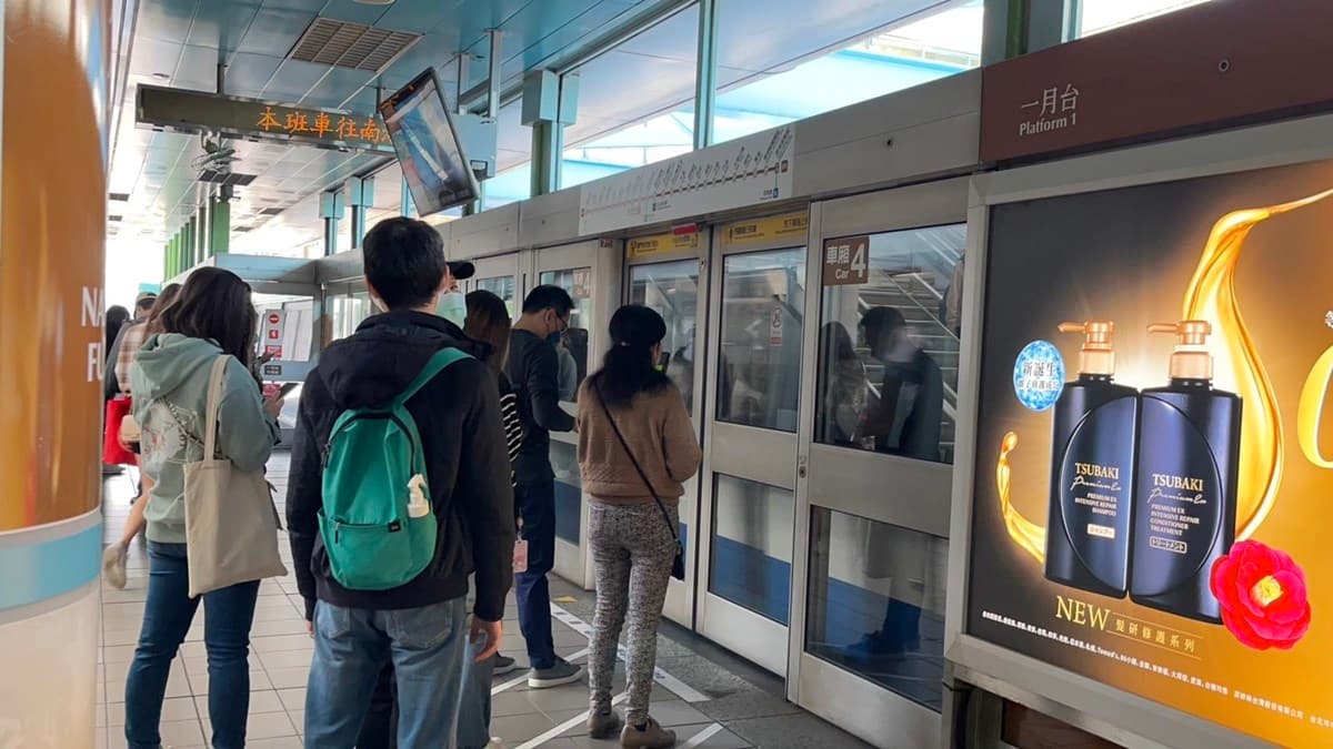 內科交通有救！北捷實施２對策：縮短尖峰班距、擴車廂空間，上班不用人擠人