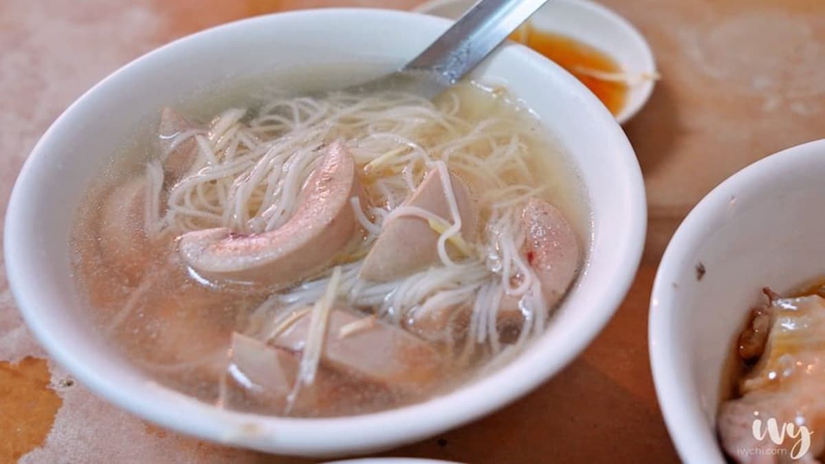「腰只麵線」麵線不會太軟爛，腰只給得很多，口感爽脆細膩。（圖片來源：艾薇覓食趣）