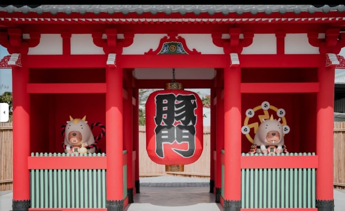 【新開店】與軟萌水豚一起游泳！衝墾丁「生態園區」搶拍水豚雷門、餵梅花鹿