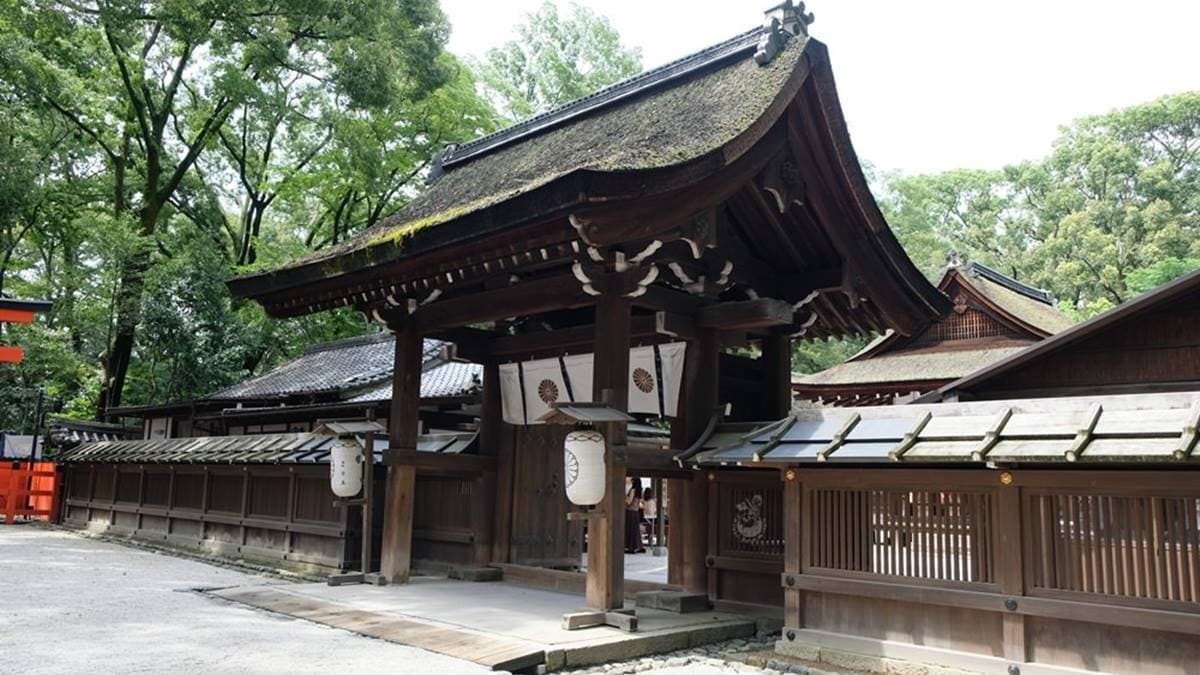 很推薦女生到京都必來「河合神社」，也是IG熱門的打卡景點，（圖片來源：金大佛的奪門而出家日誌）