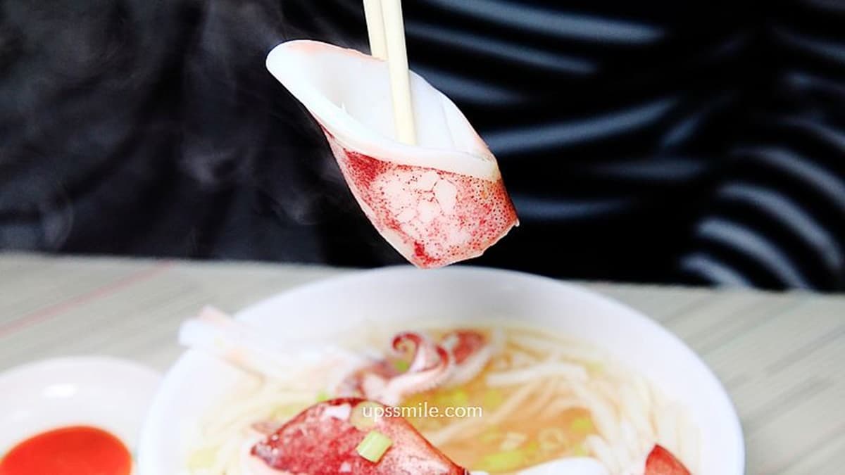 小卷肉質肥厚鮮美，口感Q彈有嚼勁。（圖片來源：UPSSMILE向上的微笑萍子 旅食設影）