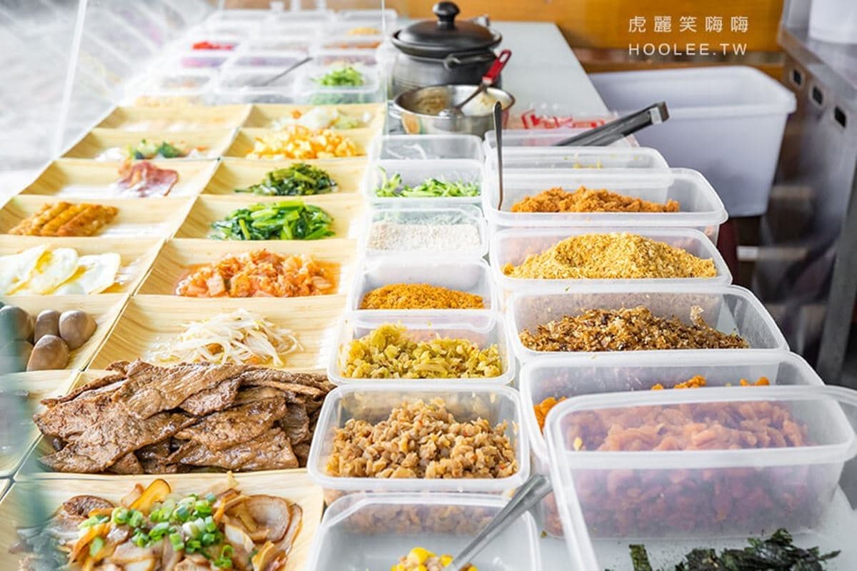30種配料任你選！高雄「古早味飯糰」餡料塞到滿，牽絲起司、爆漿雙蛋都唰嘴