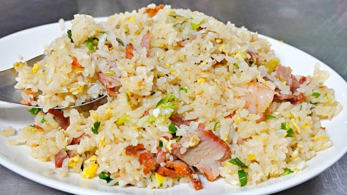 炒飯味道滿香的，調味剛剛好，也不會覺得太油膩。（圖片來源：水晶安蹄不務正業過生活）