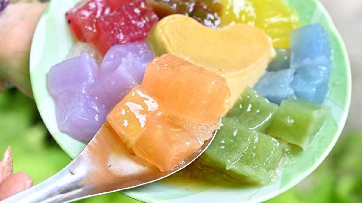 粉粿是採用柳橙製作而成，吃起來帶有酸甜滋味。（圖片來源：糖糖‘s享食生活）