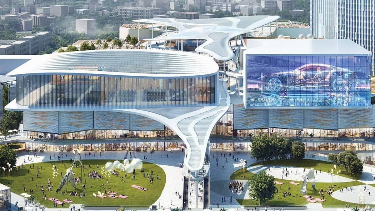 全台最大百貨！這時開逛「高鐵娛樂購物城」，巨型室內瀑布、動漫主題館都有