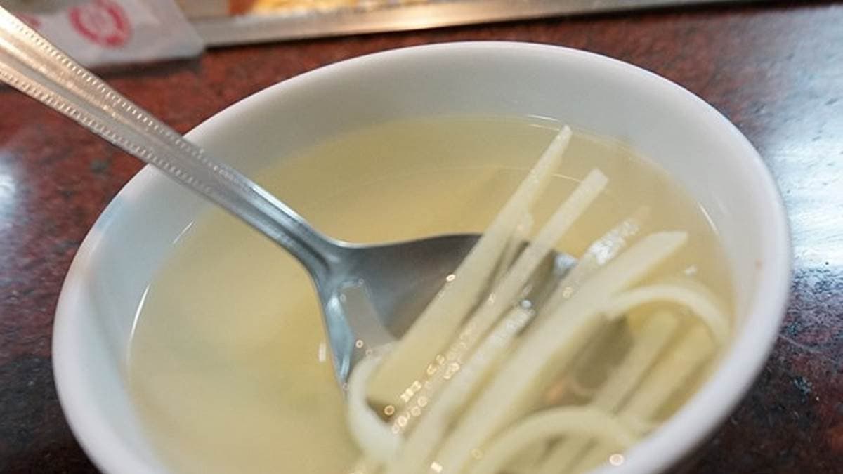 店家提供的湯品是可以續碗。（圖片來源：PEKO の Simple Life）