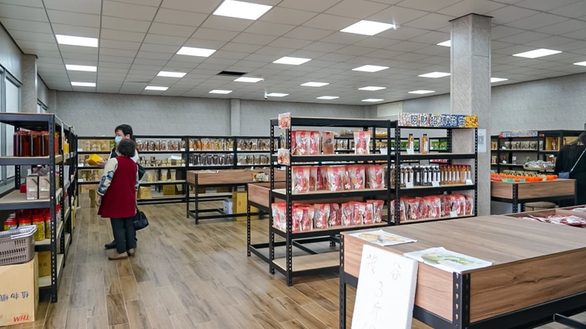 「阿財發粿」是工廠兼直營的實體店面。（圖片來源：靜兒貪吃遊玩愛分享）