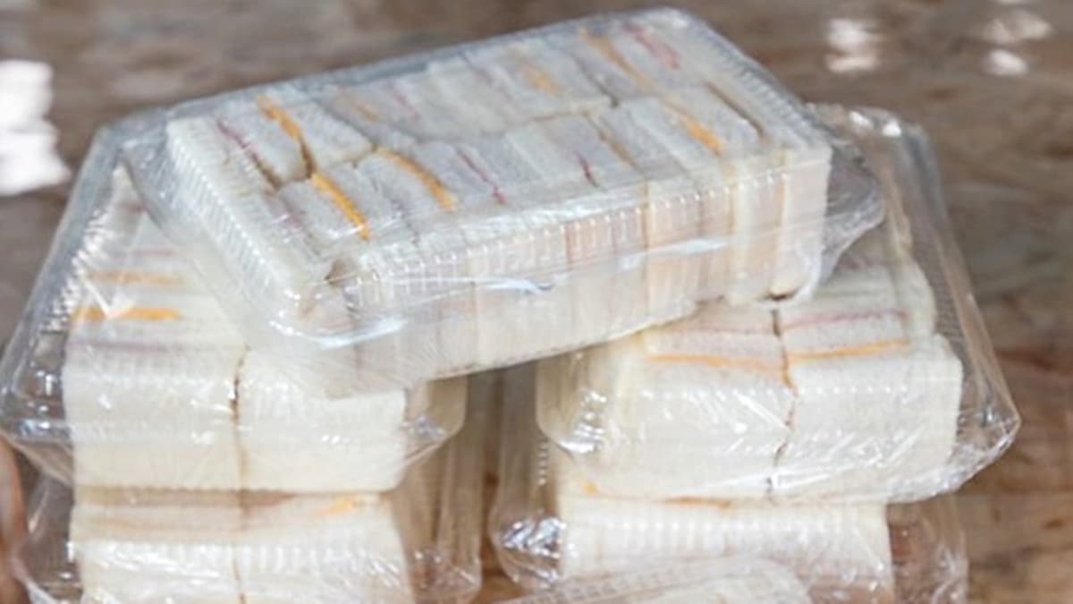 「起酥蛋糕三明治」價位也相當便宜。（圖片來源：小虎食夢網）