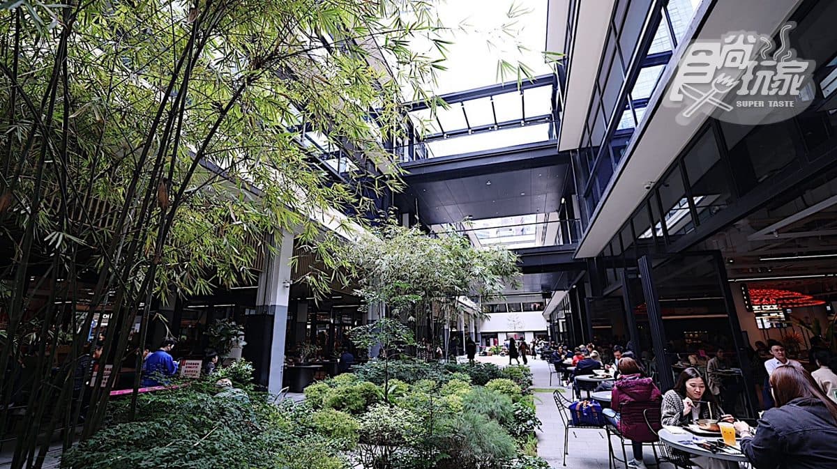「中環街市」近幾年經活化改造後保留了昔日的建築元素。