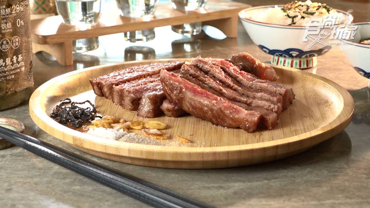 除了販賣食材，還有提供免費代客料理的服務。