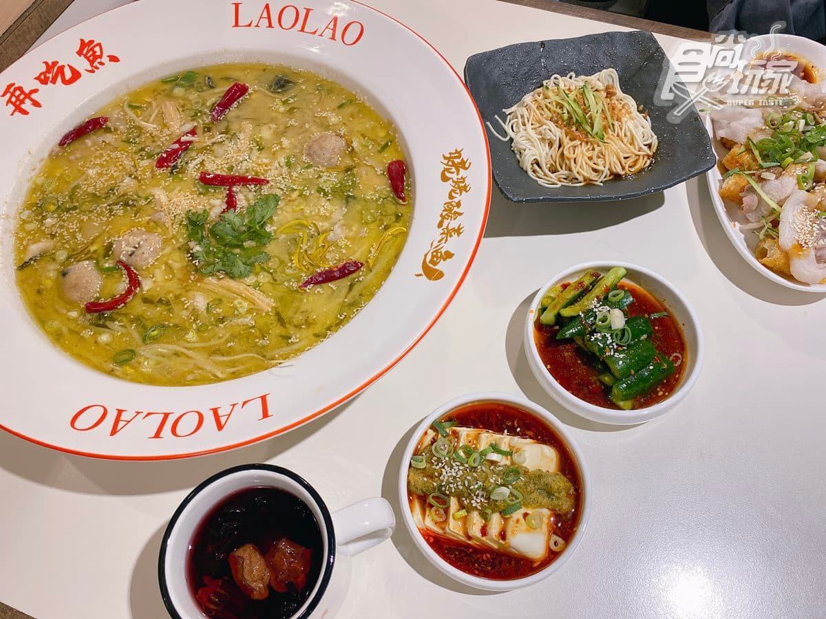 必吃湯頭香麻濃郁、魚片滑順鮮嫩的招牌酸菜魚。