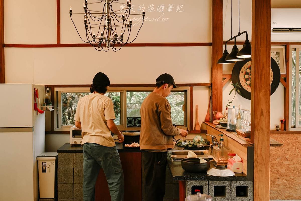 【新開店】訂到房才給地址!超神祕「小木屋民宿」藏陽明山,美到秒瞬移日本 【新開店】訂到房才給地址!超神祕「小木屋民宿」藏陽明山,美到秒瞬移日本
