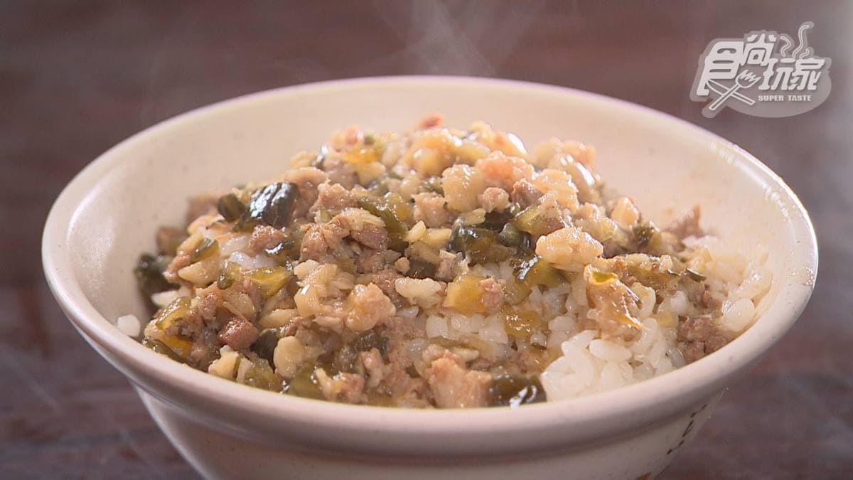瓜仔肉飯除了本身的香氣還有一股甜味，整體鹹香清爽。