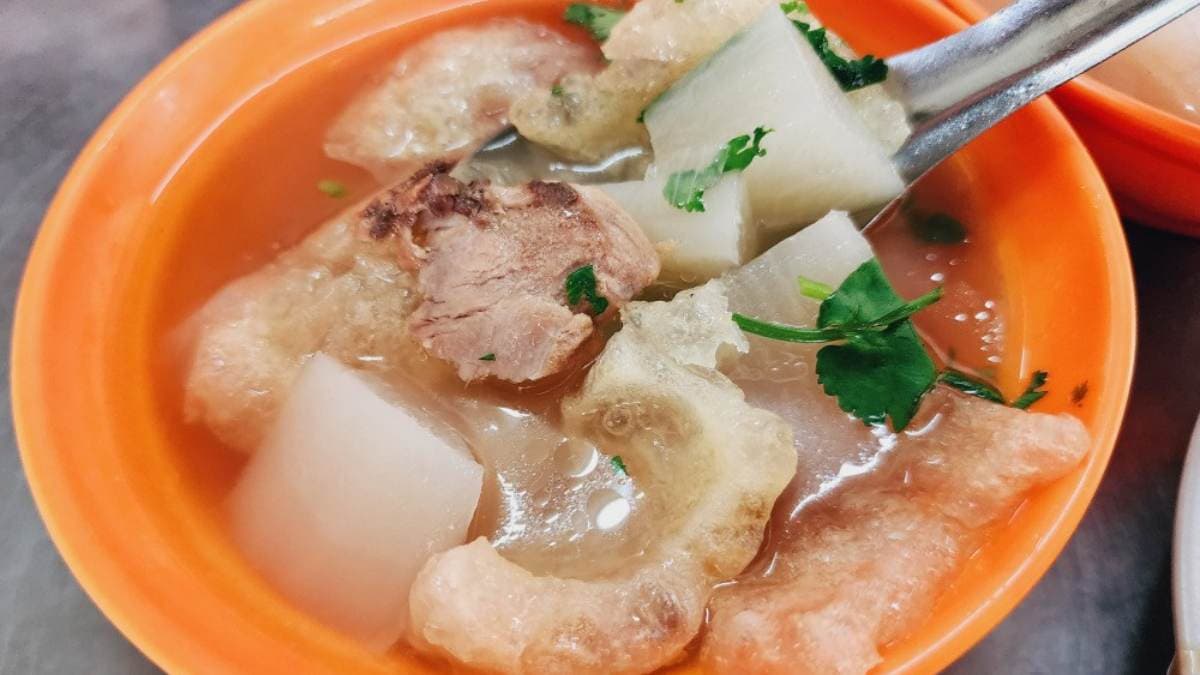 爆皮菜頭湯吃起來很香酥，菜頭跟湯頭都相當鮮甜。（圖片來源：Yuki‘s Life）