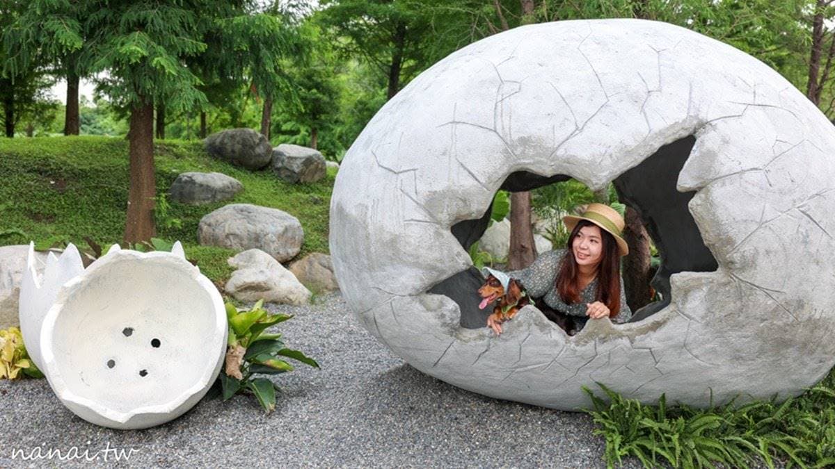 必拍「恐龍樂園」內的可愛恐龍蛋，躲進裡面拍照的模樣太萌！（圖片來源：Nana愛旅行札記）