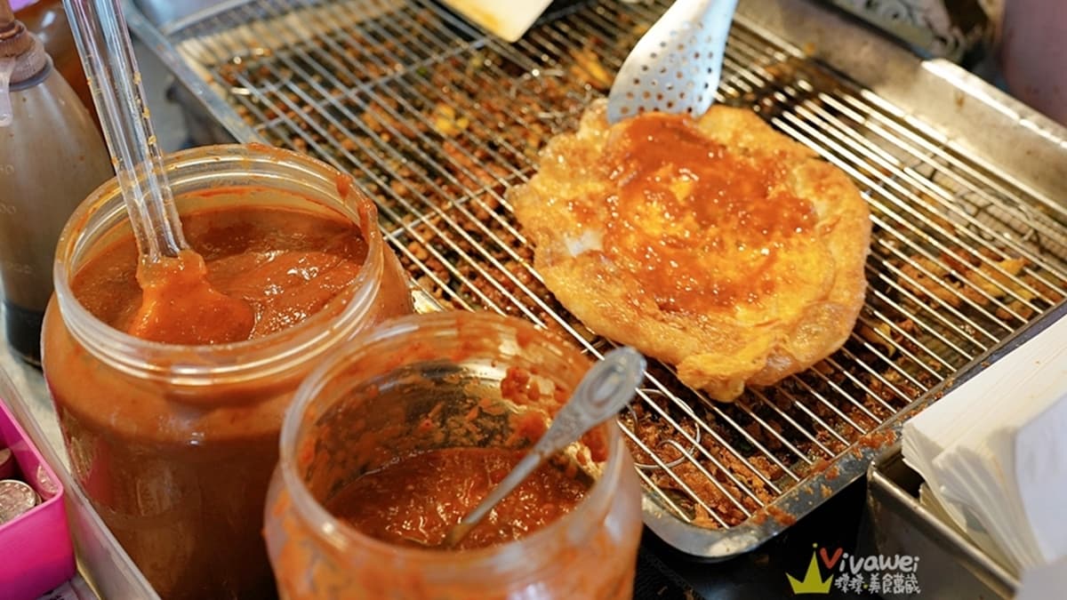 因為他們的醬料稍微偏鹹一些，所以在刷醬的時候，可以跟店家說刷少一點。（圖片來源：瑋瑋美食萬歲）