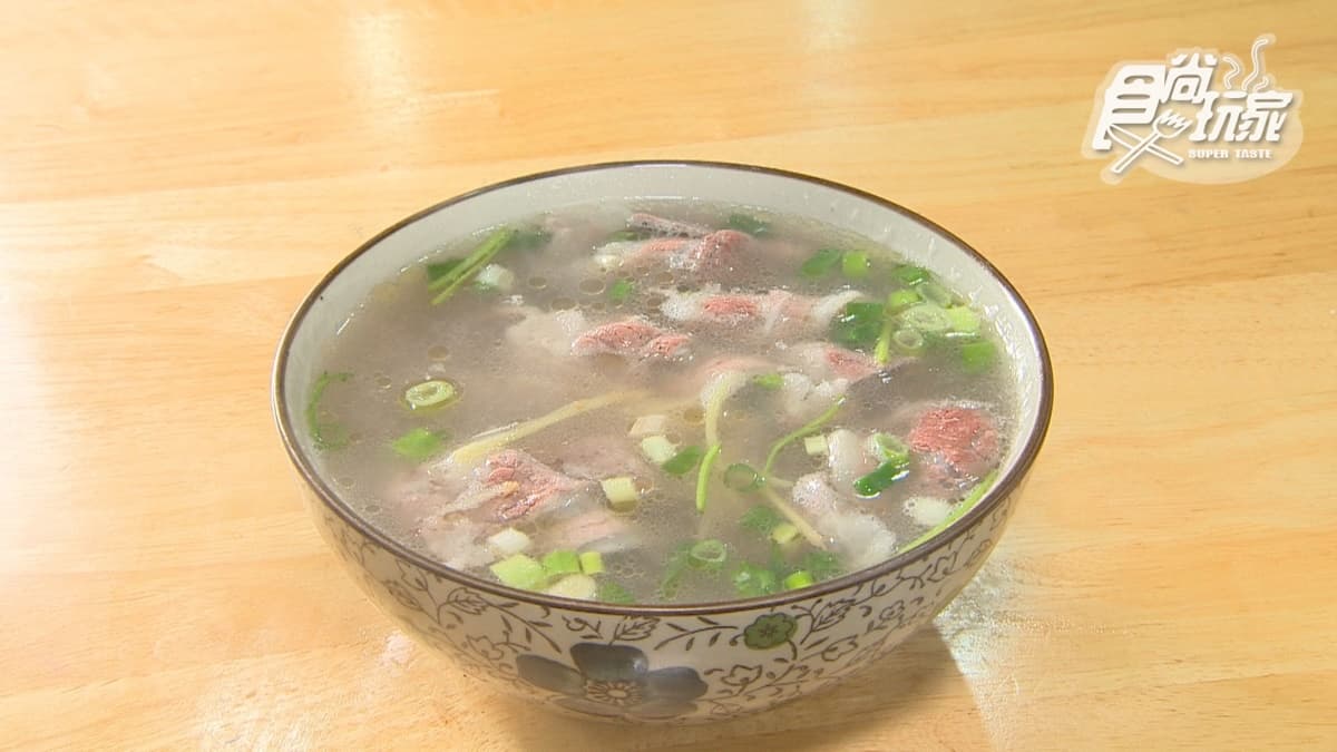 「清燉牛肉湯」也是必點品項。