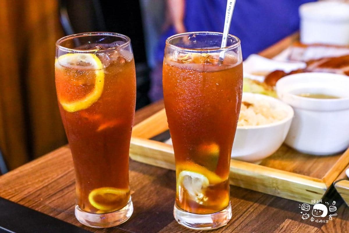白飯、老火湯無限續碗！老饕激推「永和最好吃燒臘」在這，神級燒肉酥脆銷魂
