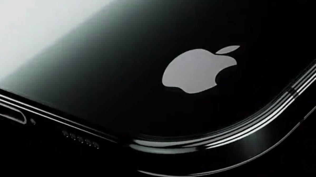 不只圓鏡頭！iPhone 15最新曝光「方形鏡頭」設計，全新功能「沒電也能用」