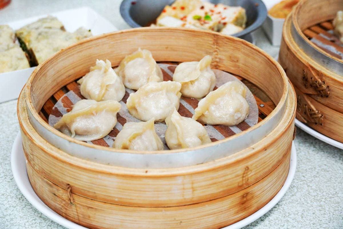 銅板價「小鼎泰豐」在高雄!爆汁湯包、滿料捲餅都必點,超佛菜單通通免百元 銅板價「小鼎泰豐」在高雄!爆汁湯包、滿料捲餅都必點,超佛菜單通通免百元