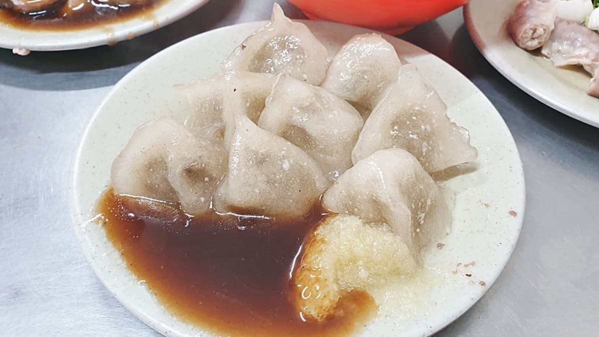 水晶餃吃起來QQ彈彈的，口感不錯。（圖片來源：純粹 - 只是愛吃了點）