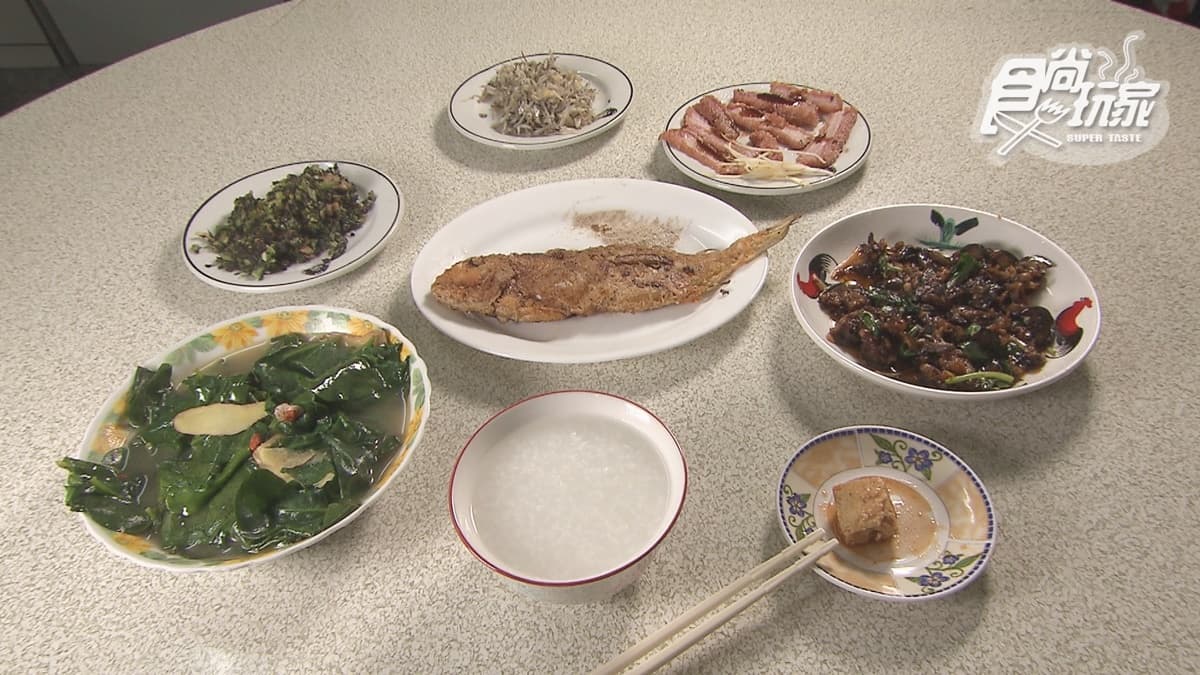 內行才知巷弄美食！老饕最愛「清粥小菜」藏身理髮廳，10元白粥還能免費續碗