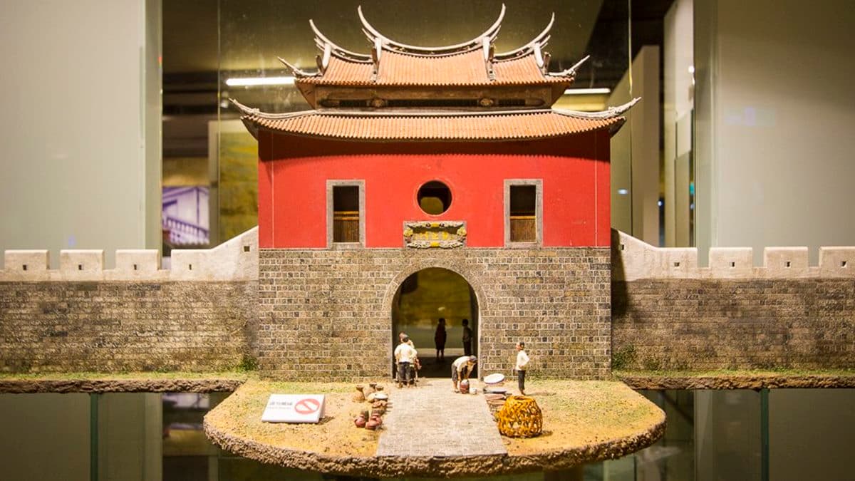 時空對話廳的其中一區可以看到台北５座城門的模型。（圖片來源：史努比遊樂園）