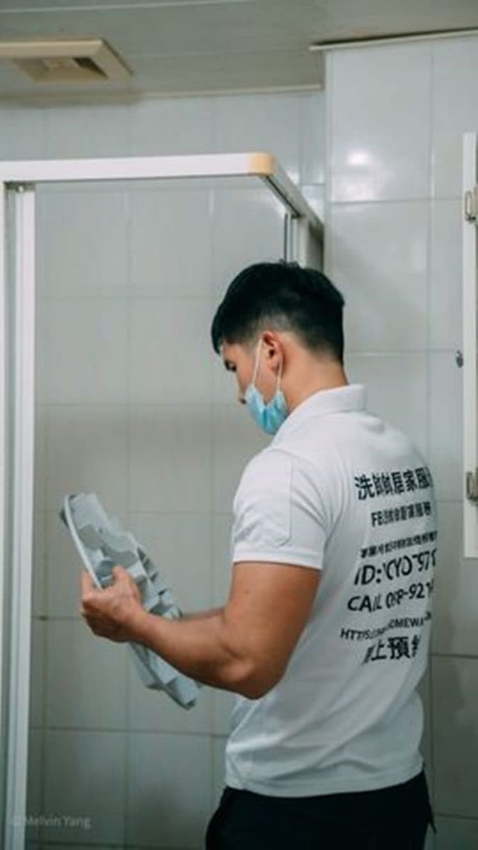 天氣熱了嗎?壯碩猛男「居家清洗服務」可預約,冷氣、洗衣機都能洗得亮晶晶 天氣熱了嗎?壯碩猛男「居家清洗服務」可預約,冷氣、洗衣機都能洗得亮晶晶