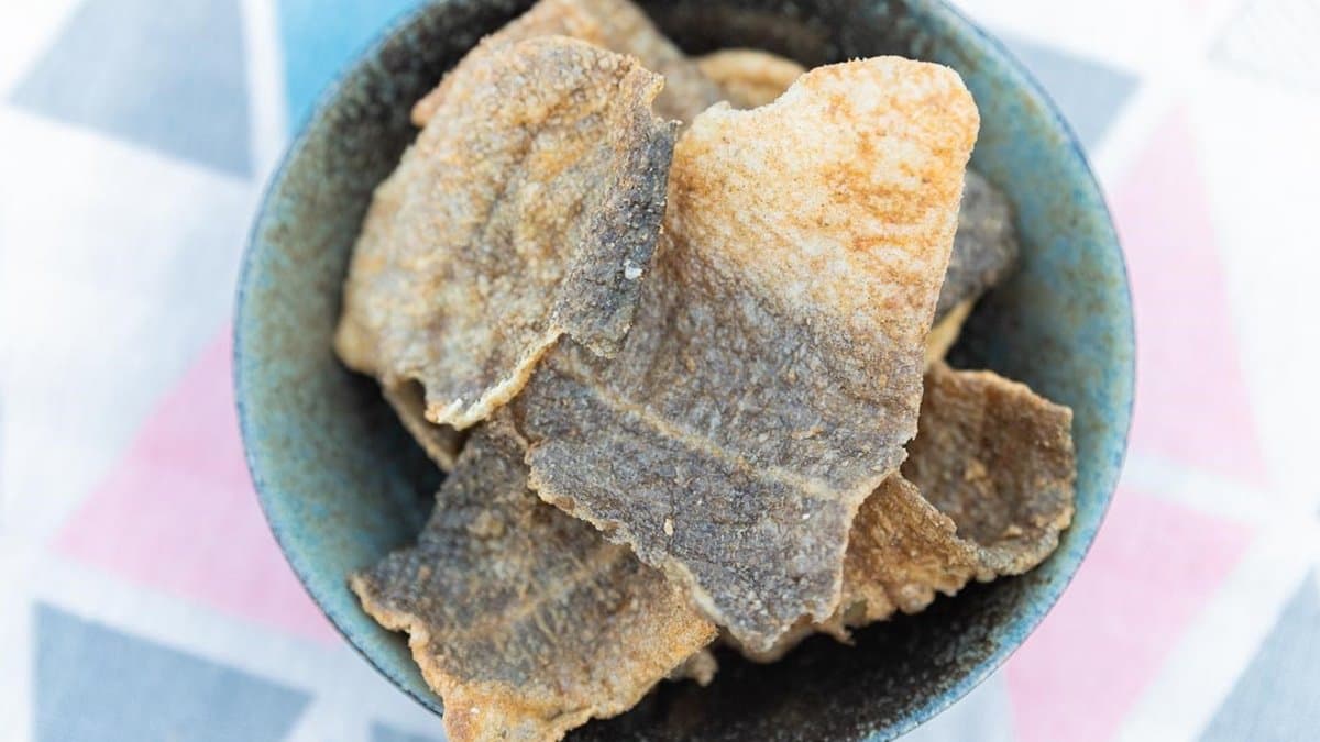 將魚皮製作成餅乾的口感，讓不敢吃魚皮的朋友也能嘗試魚皮。（圖片來源：出發吧沃爾夫）