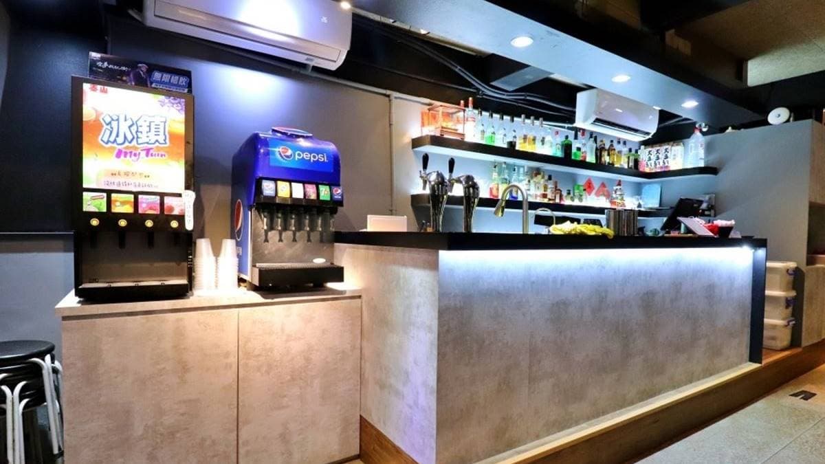 用餐享自助吧飲料無限暢飲。（圖片來源：麥的小窩）
