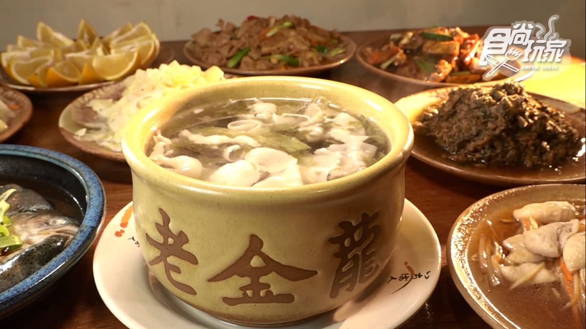 到「老金龍飯店」不用煩惱點菜問題，老闆會根據每桌客人人數搭配適合的分量。
