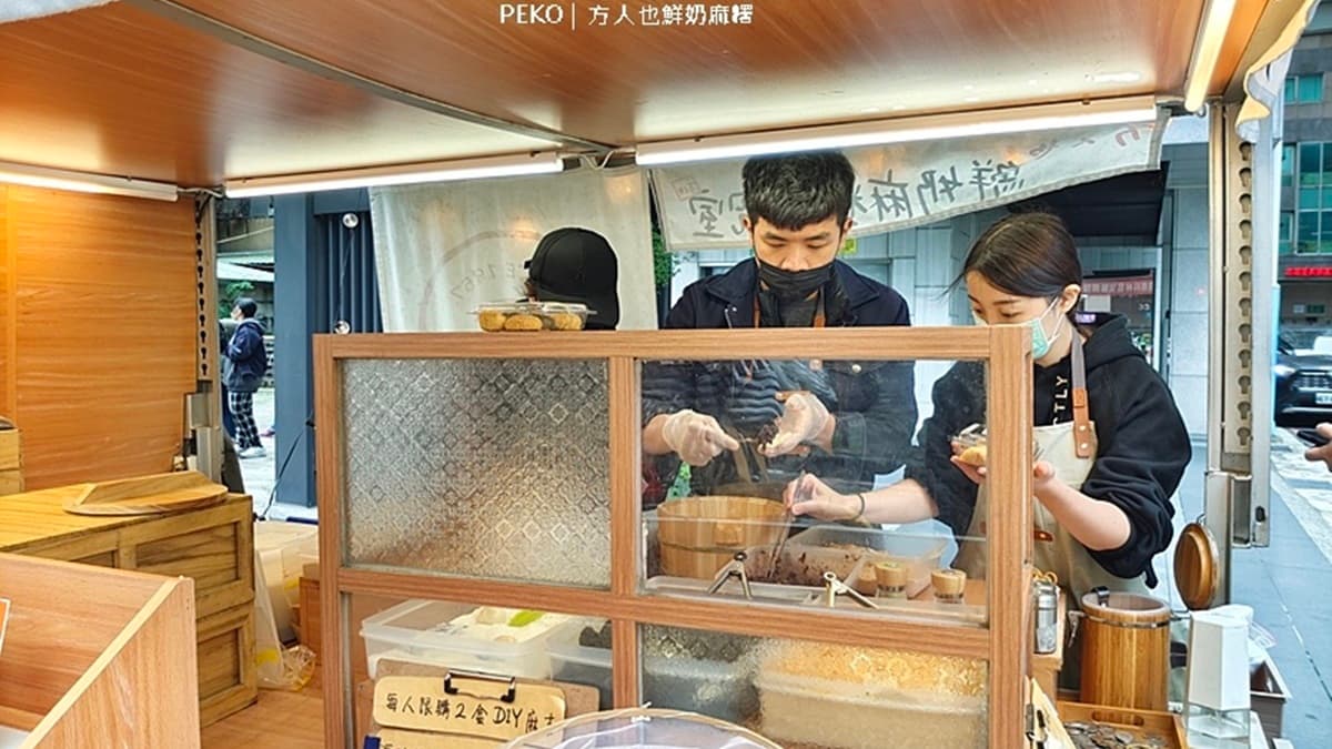 復古中帶點文青感的餐車，全由老闆親手設計與製作。（圖片來源：PEKO のSimple Life）