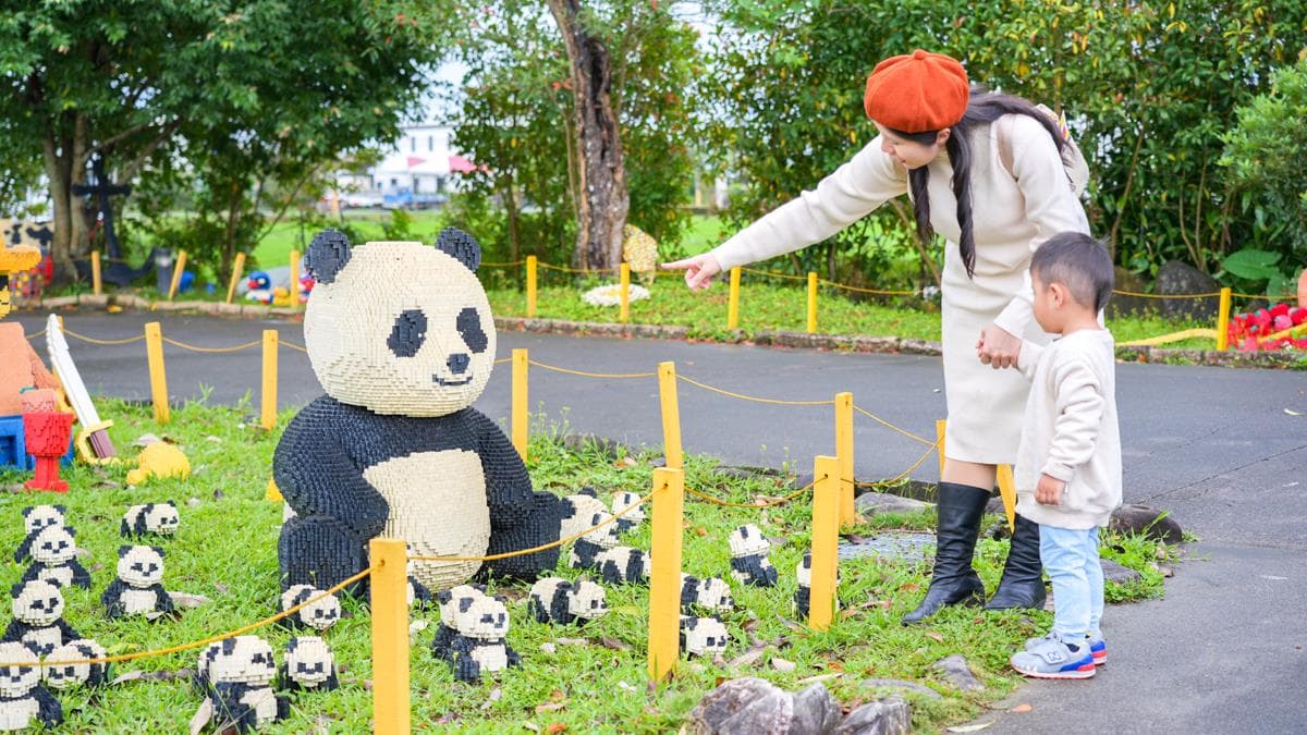 博物館外也有可愛的熊貓造型積木。（圖片來源：卡夫卡愛旅行）