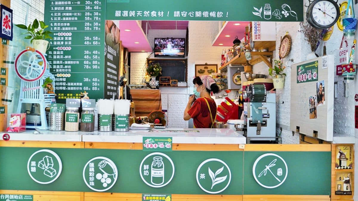店內販售的飲品品項不多，但每一種都頗受歡迎。（圖片來源：跟著尼力吃喝玩樂）