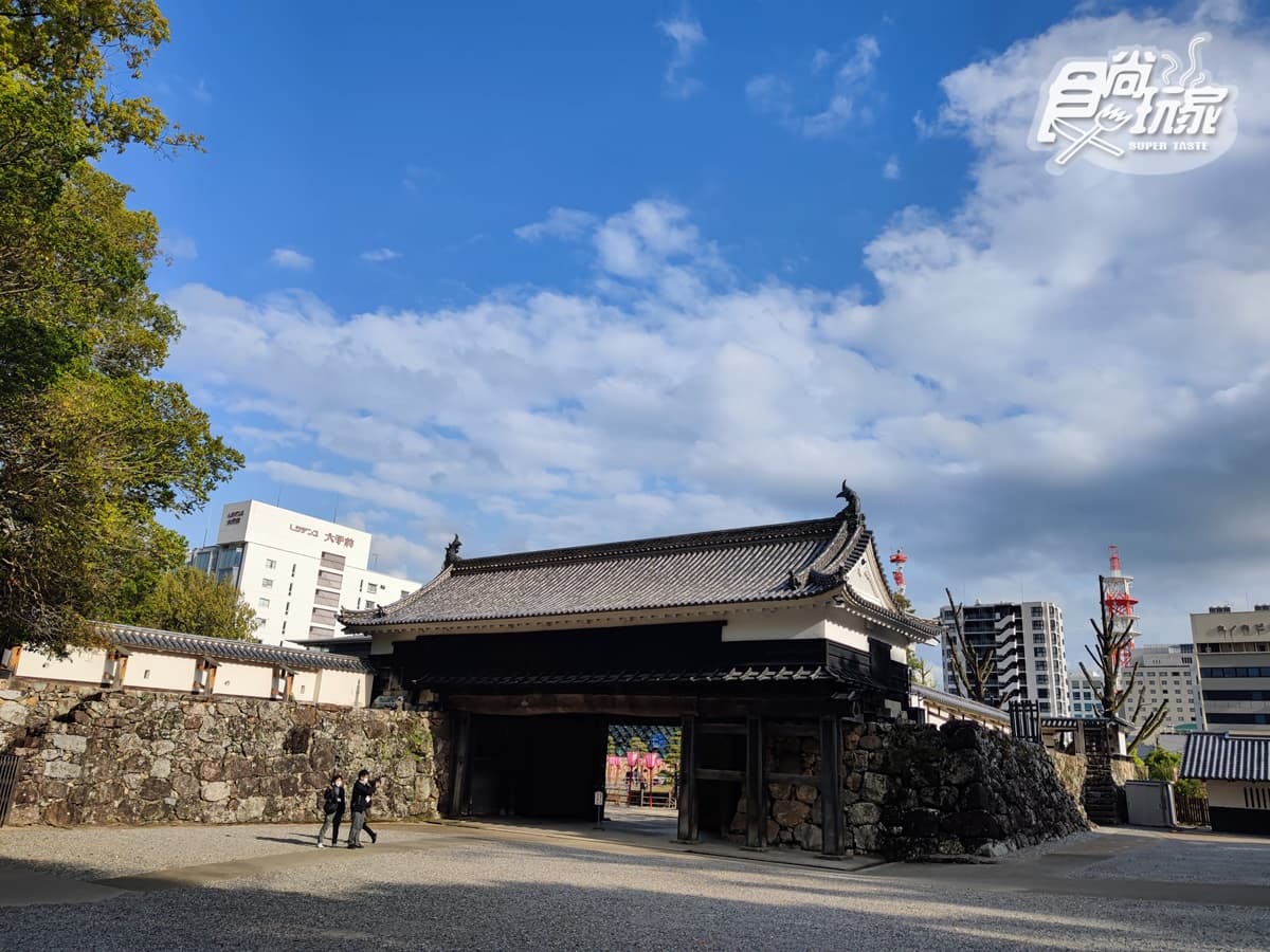 追手門為高知城建築最古老部分，從1664年至今。