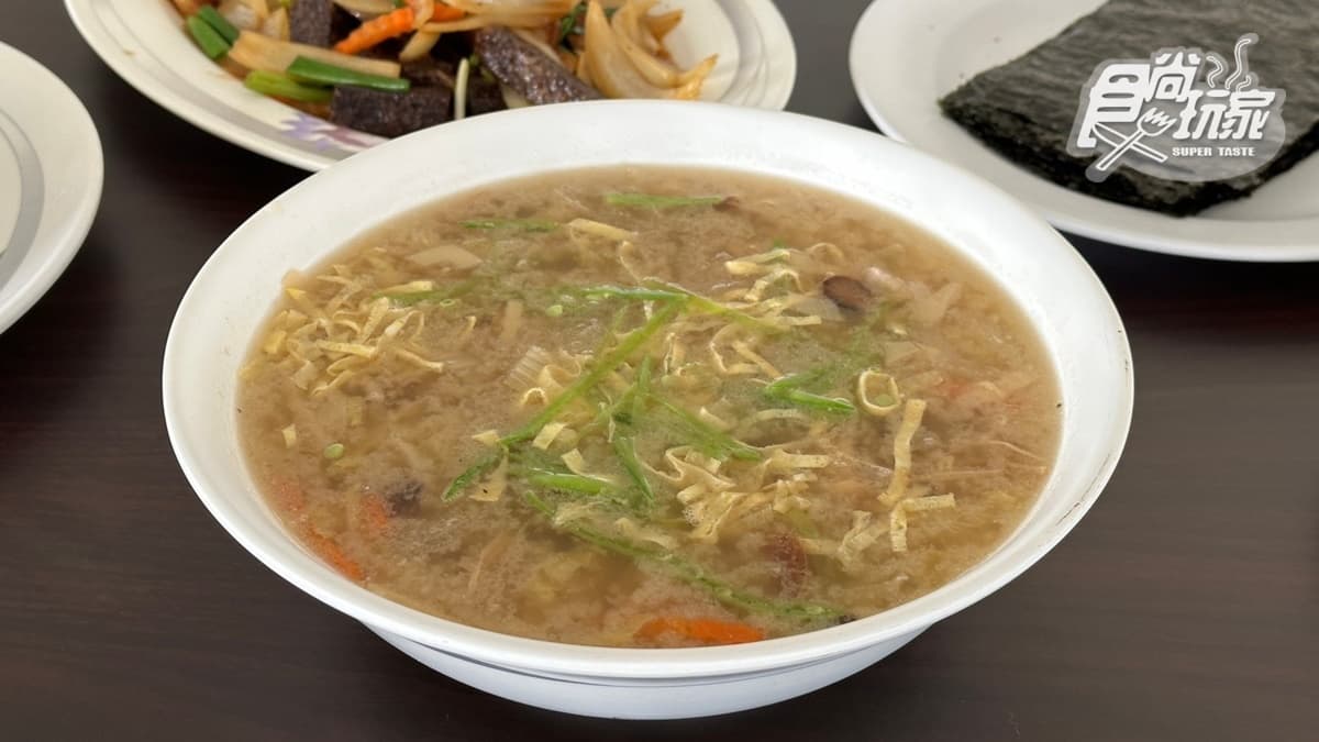 「金門宴菜湯」有菜有肉，用料豐富，是當地辦桌的特色菜之一。