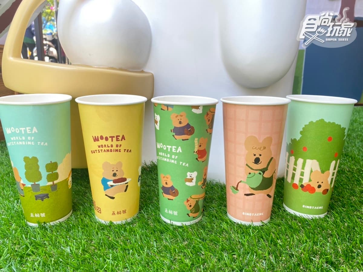 170公分超巨DinoTaeng公仔拍爆!五桐號蜜桃飲送便利貼,超Q杯塞免百元 170公分超巨DinoTaeng公仔拍爆!五桐號蜜桃飲送便利貼,超Q杯塞免百元
