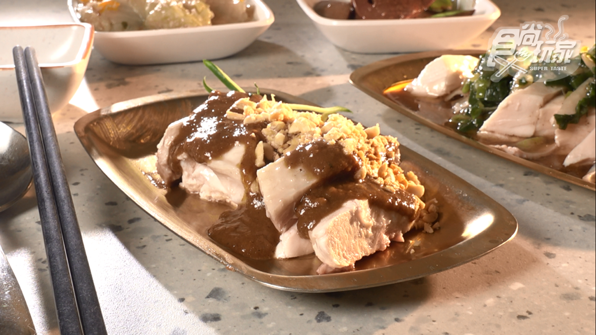 三兩三‧雞肉飯專賣店
